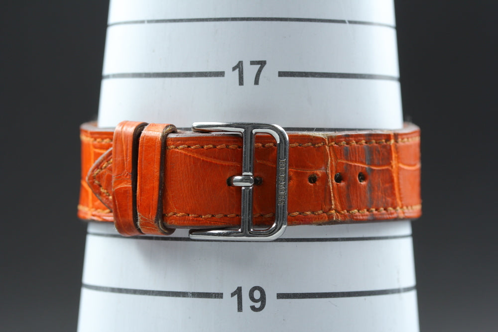 Near MINT HERMES H Watch HH1.530 White Quartz 26.1mm Ladies Watch