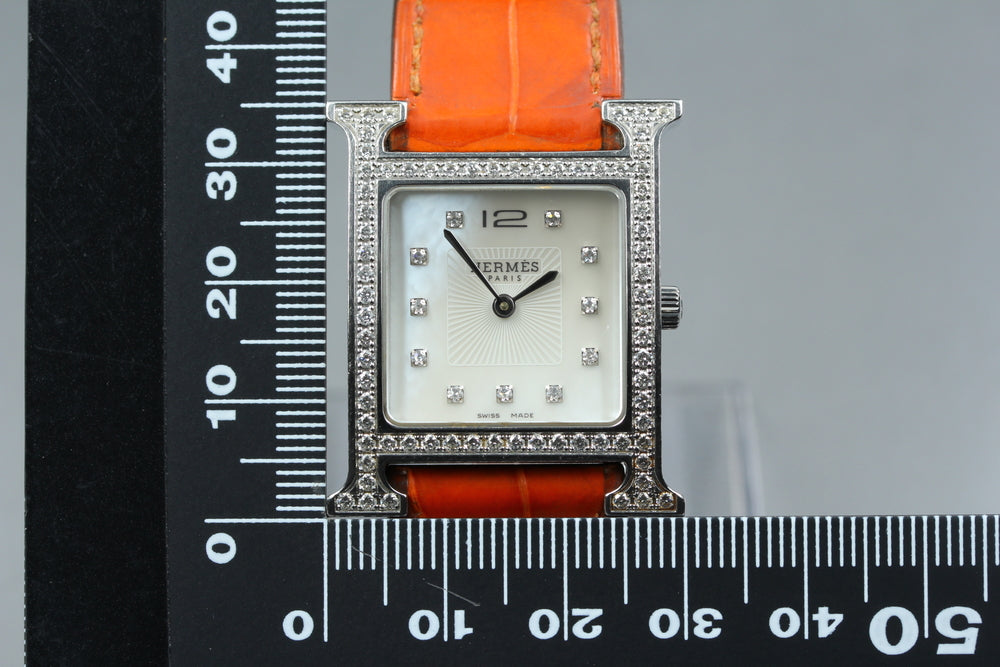 Near MINT HERMES H Watch HH1.530 White Quartz 26.1mm Ladies Watch