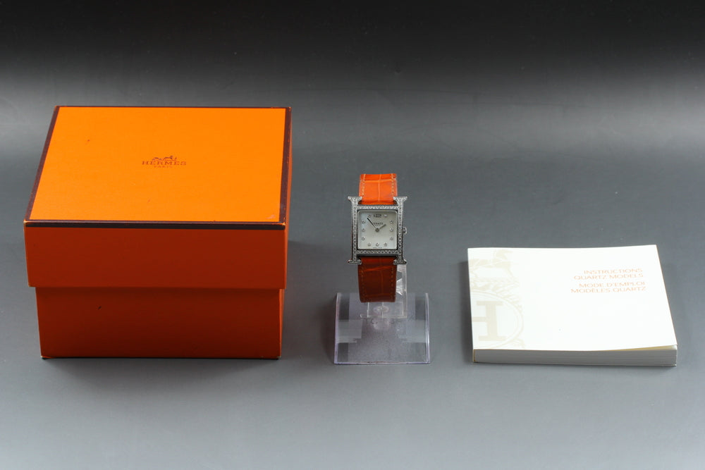 Near MINT HERMES H Watch HH1.530 White Quartz 26.1mm Ladies Watch