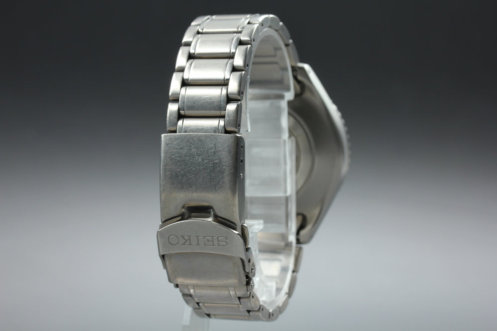 Near MINT SEIKO Landmaster 5M45-6A01 Black Quartz 41mm Men's Watch