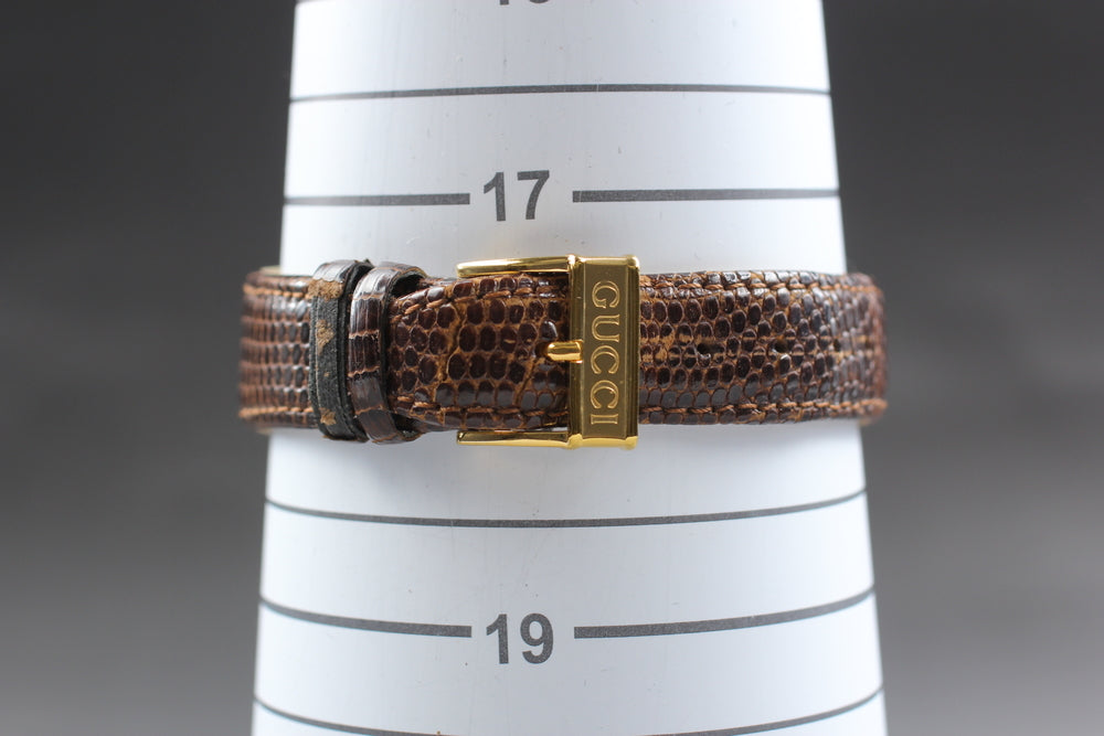GUCCI 4200M Gold Quartz 24mm Men's Watch