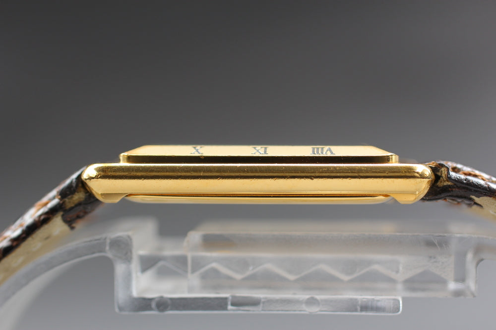 GUCCI 4200M Gold Quartz 24mm Men's Watch