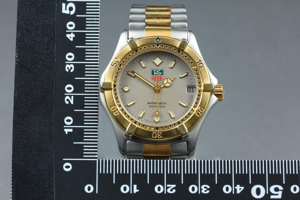 Near MINT TAG Heuer Professional 2000 665.013F Silver Auto 34mm Men's Watch