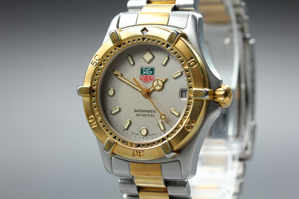 Near MINT TAG Heuer Professional 2000 665.013F Silver Auto 34mm Men's Watch