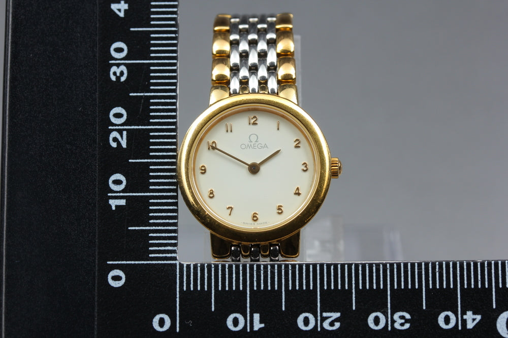 Near MINT OMEGA De Ville 795.0897.2 Cal.1459 White Quartz 22mm Ladies Watch