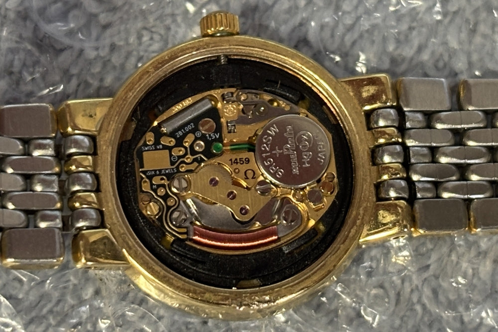 Near MINT OMEGA De Ville 795.0897.2 Cal.1459 White Quartz 22mm Ladies Watch