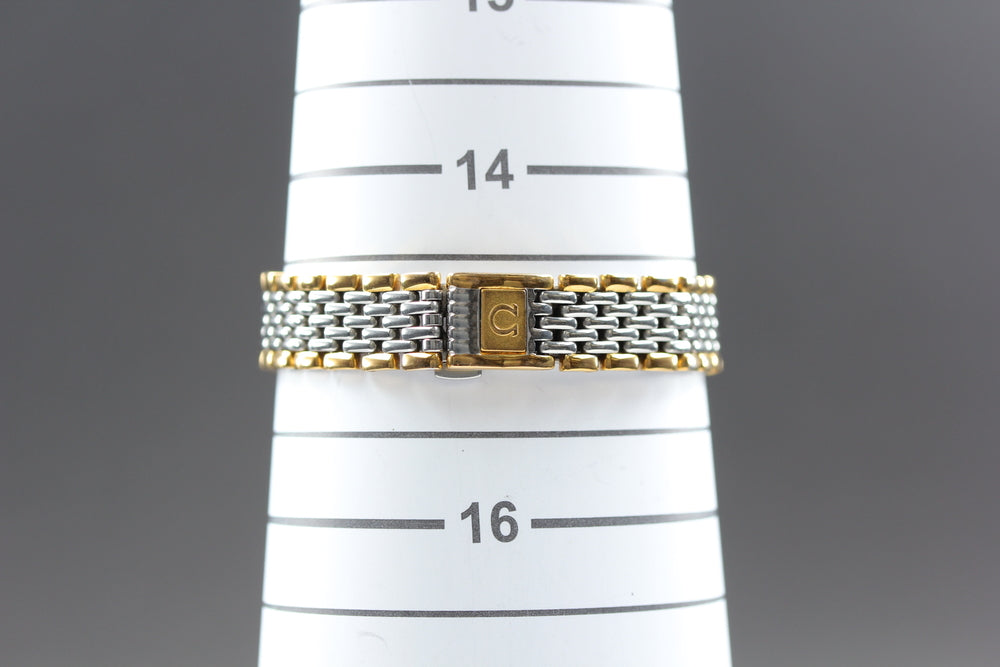 Near MINT OMEGA De Ville 795.0897.2 Cal.1459 White Quartz 22mm Ladies Watch