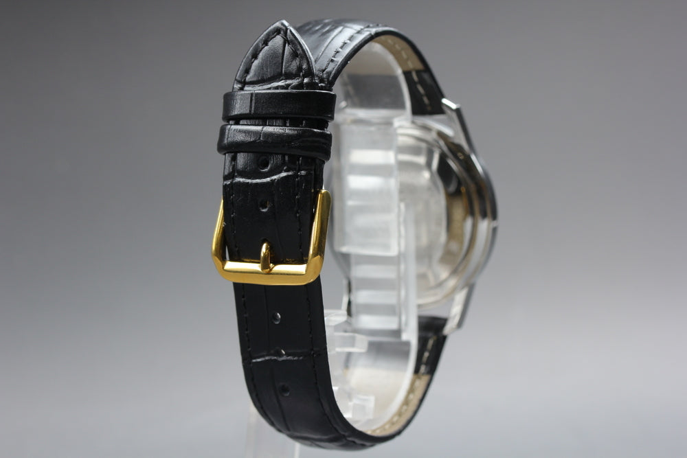 GUCCI 5500XL Quartz 38mm Men's Watch