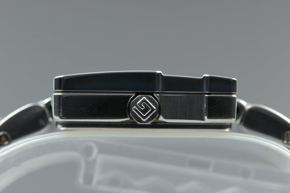 Near MINT GUCCI 3600L Black Quartz Ladies Watch