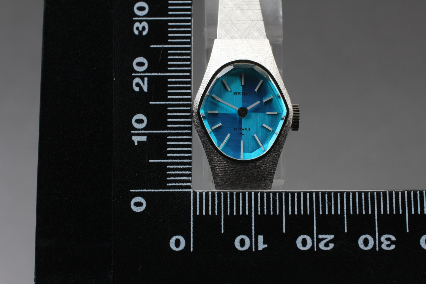 539068