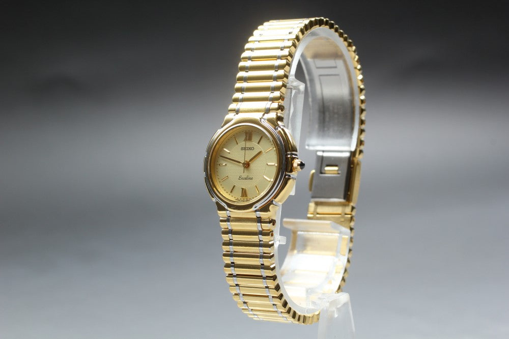 Near MINT SEIKO Exceline 1F21-0E10 Gold Quartz 13mm Ladies Watch 1990