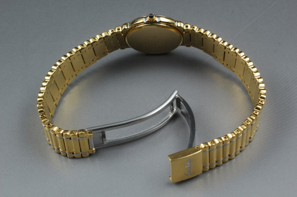 Near MINT SEIKO Exceline 1F21-0E10 Gold Quartz 13mm Ladies Watch 1990