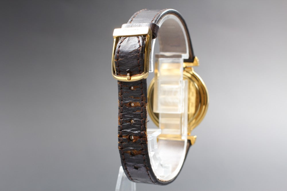 Near MINT Burberrys 2830-266536Y White Quartz 30mm Watch
