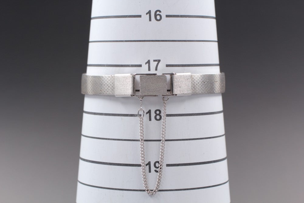 Near MINT SEIKO Bracelet 43-7000 Silver Quartz 22mm Ladies Watch 1979