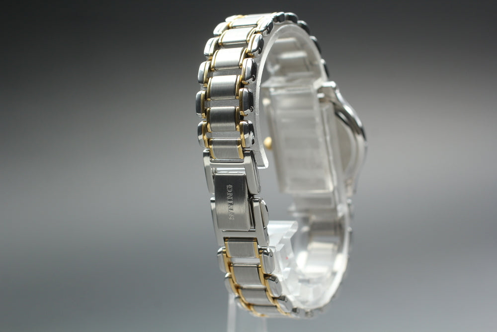 Near MINT CASIO STN-614 Gold Quartz 24.2mm Ladies Watch