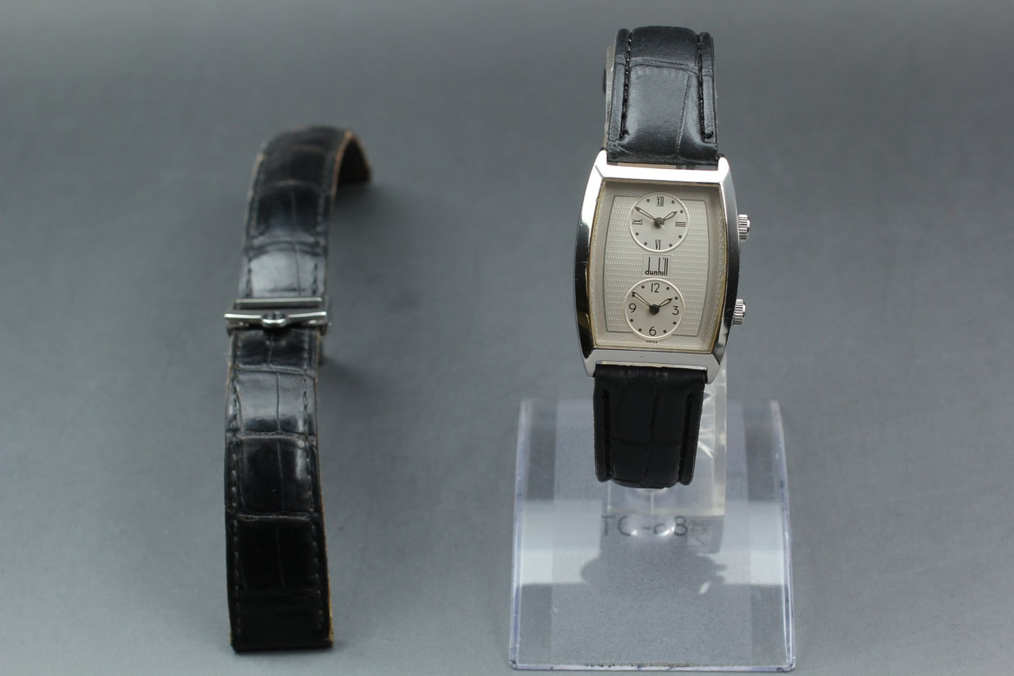 Near MINT DUNHILL City Scape Dual Time Square Quartz 27mm Men's Watch JAPAN