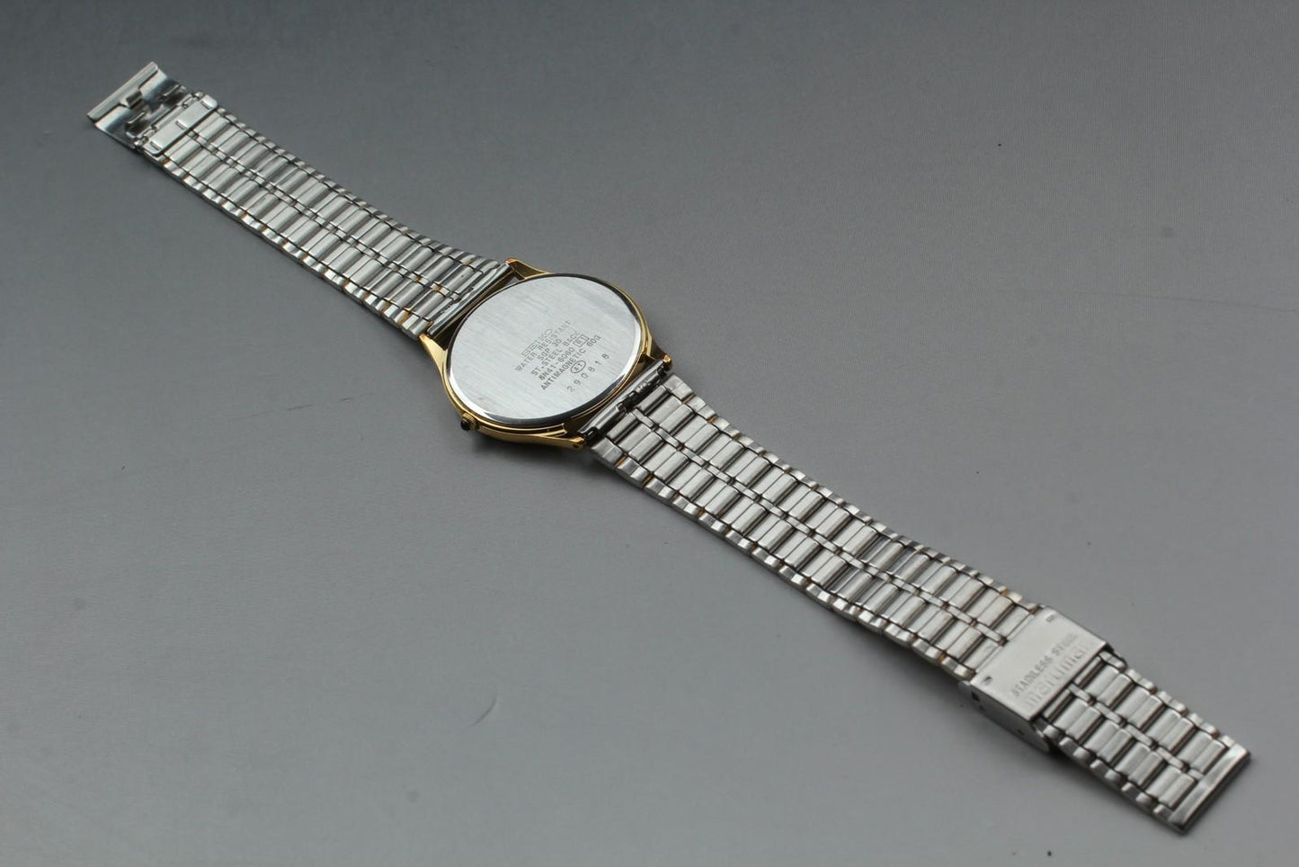 Vintage 1992 [Near MINT] SEIKO Dolce 8N41-6060 Quartz 31mm Men's Watch JAPAN