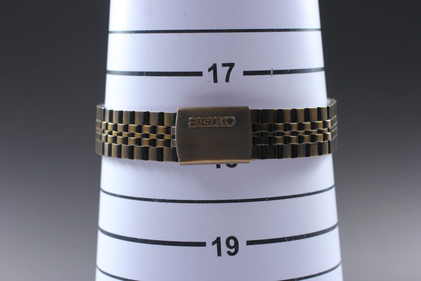 Nos w/ Tag Seiko Avenue 2G38-0170 Small Seconds Quartz 25mm Ladies Watch JAPAN