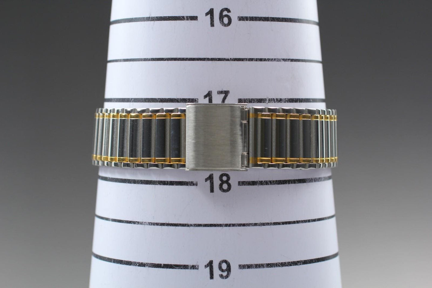 Top MINT w/ Tag ORIENT Cassy B05220-00 Two-tone Quartz 31mm Men's Watch JAPAN
