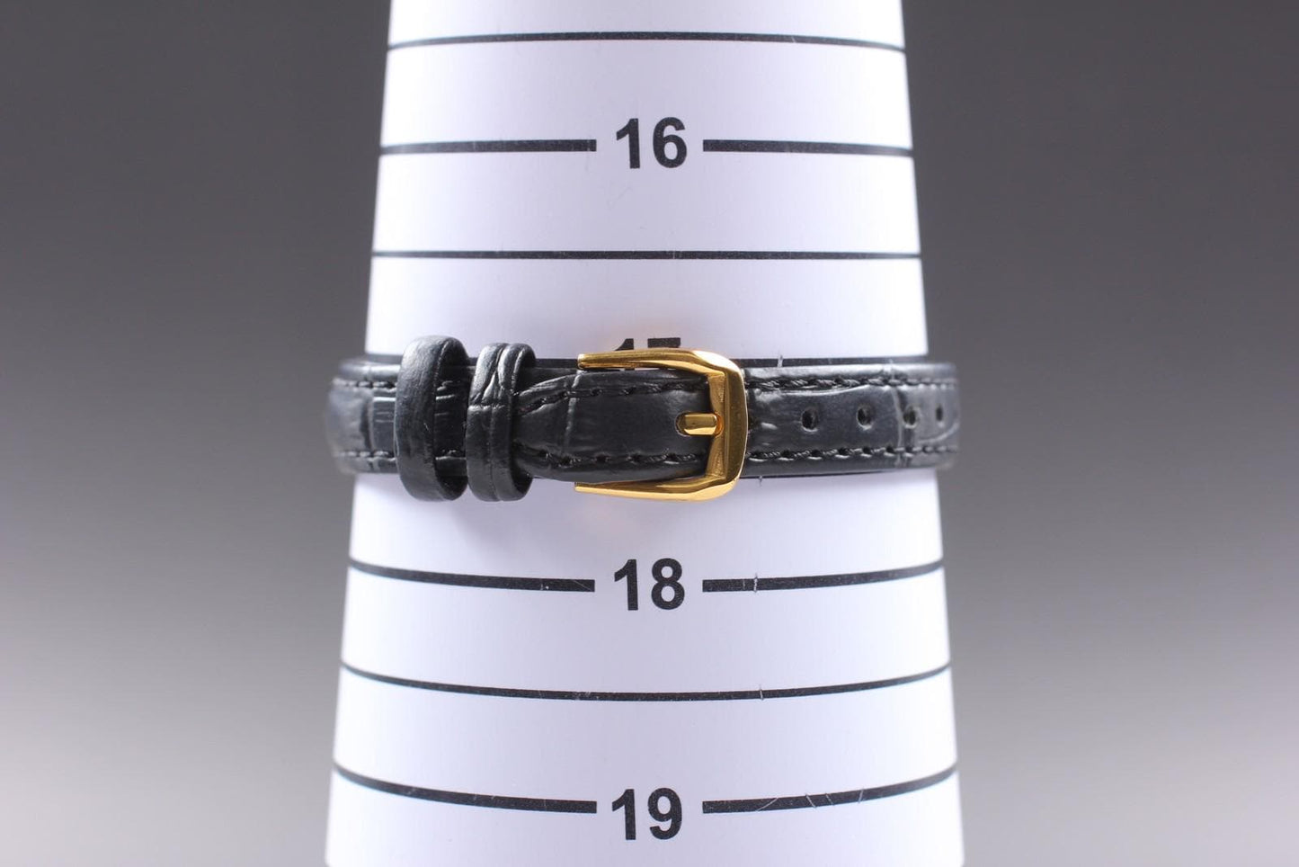 Near MINT OMEGA Geneve 511.0411 Cal.625 Gold Oval Manual Wind Ladies Watch JAPAN