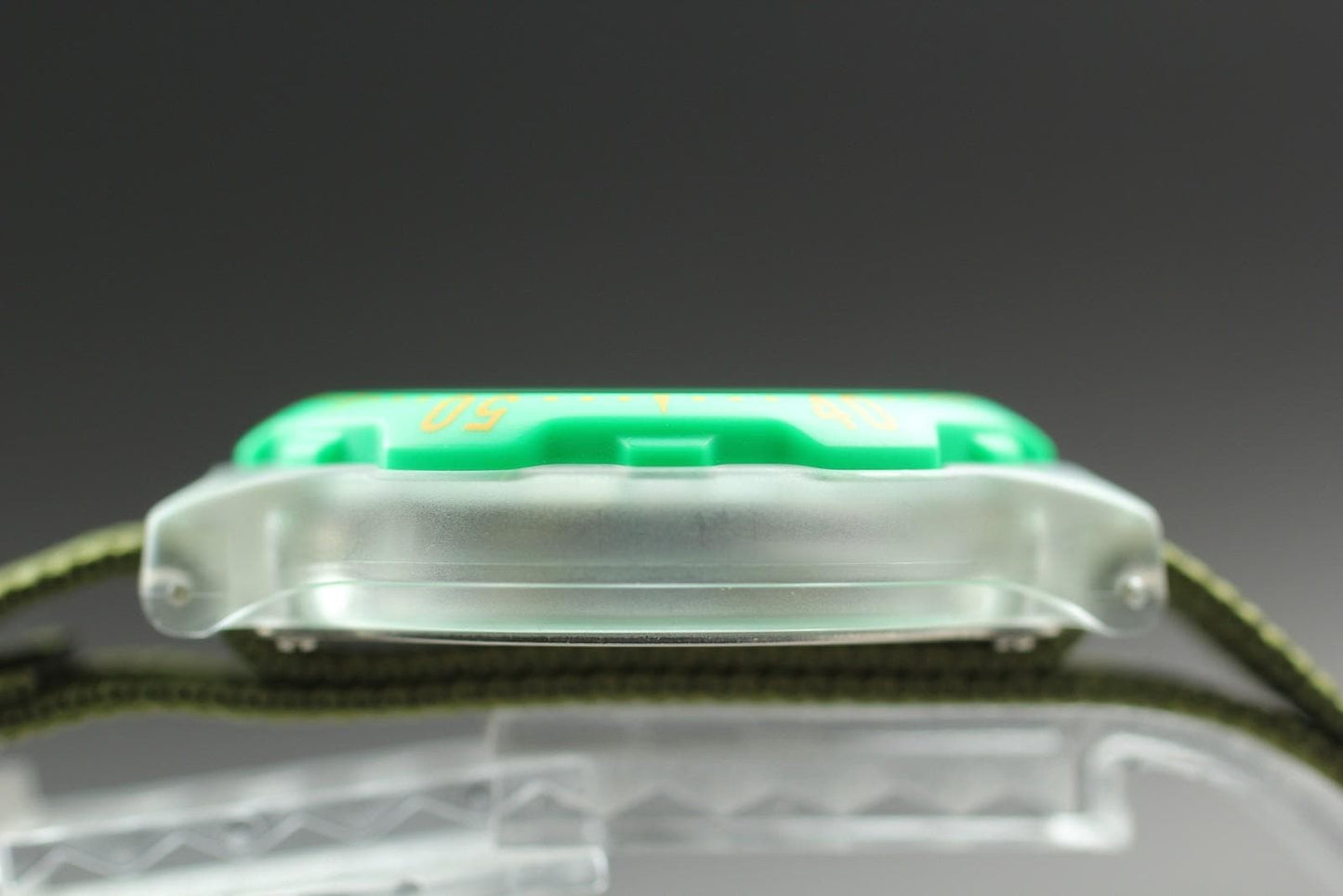 Vintage 1995 Seiko Alba Men's Watch: Green Bezel, Mint Condition w/Tag