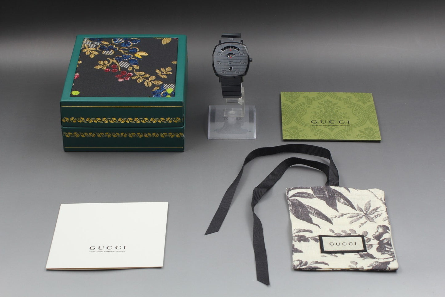MINT / Full Set* Gucci Grip YA157412 38mm Jump Hour Quartz Watch JAPAN 16.5cm