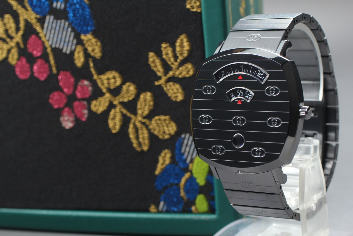 MINT / Full Set* Gucci Grip YA157412 38mm Jump Hour Quartz Watch JAPAN 16.5cm