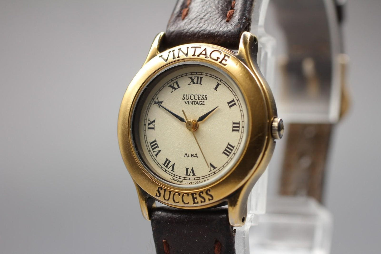 Exc+5 SEIKO Alba V401-0140 Gold Tone Roman Dial Quartz Ladies Watch From JAPAN