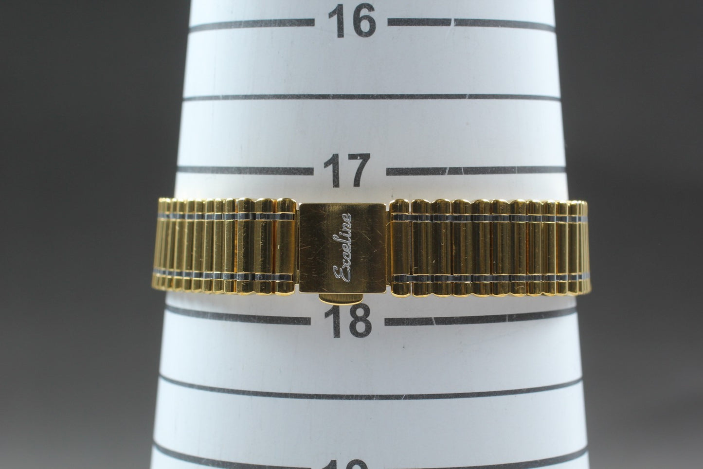 Vintage 1990 [Near MINT] SEIKO Exceline 1F21-0E10 Gold Quartz Ladies Watch JAPAN