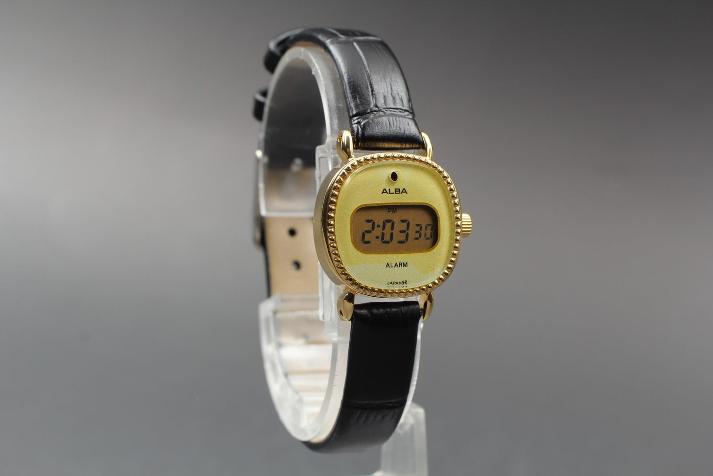 1982 *Exc+5 w/ Tag* Seiko Alba Y662-4060 Yellow Digital 22mm Ladies Watch JAPAN