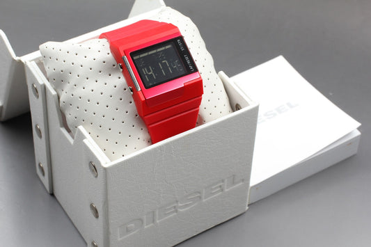 Near MINT / Box Paper* Diesel DZ-7132 Red Rubber Men's Digital Watch From Japan