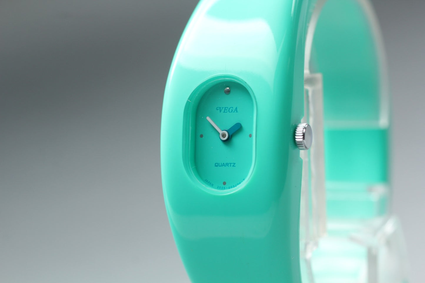 Nos w/ Tag* Citizen Vega 2028-397801 Green Bangle Quartz Ladies Watch From JAPAN