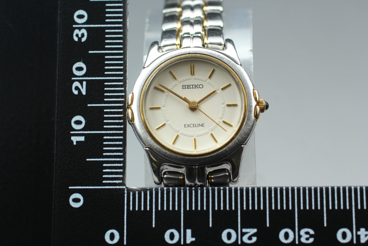 Small Size [Near MINT] SEIKO Exceline 2J31-001A 24mm Quartz Ladies Watch JAPAN