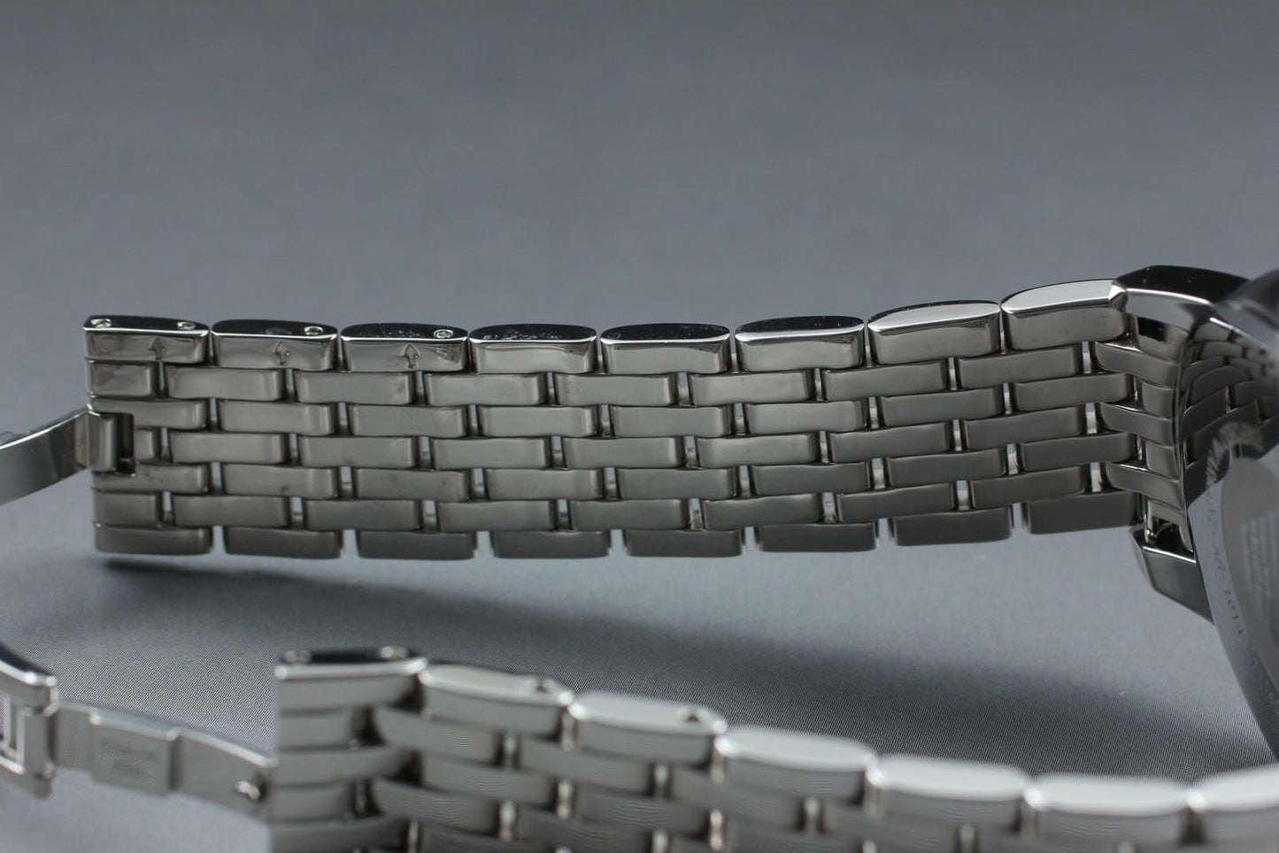 Near MINT Emporio Armani AR-1614 Black Dial Bracelet Quartz 41mm Men's Watch