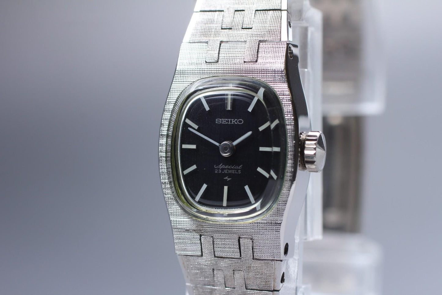 1971 [N MINT w/ Tag] Seiko Special 1140-7010 Black Bracelet Manual Ladies Watch