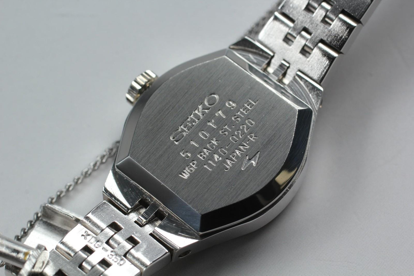 1975 [N MINT / Tag] Seiko Special 1140-0220 Silver Bracelet Manual Ladies Watch