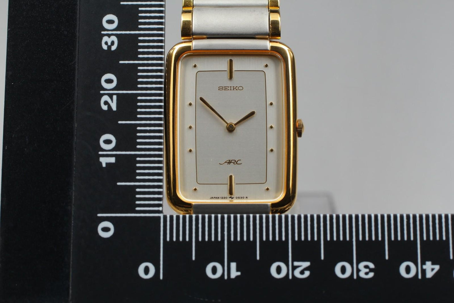 Vtg 1986 [N MINT] Seiko Arc 1220-5310 Gold Silver Quartz 22mm Unisex Watch JAPAN