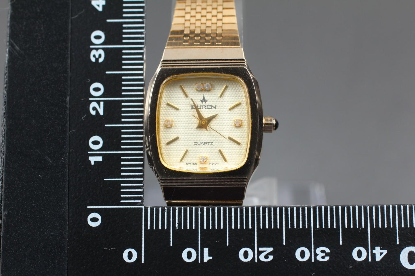 Near MINT Buren BU-9001L 5P Diamond Gold Tank Quartz 22mm Ladies Watch JAPAN