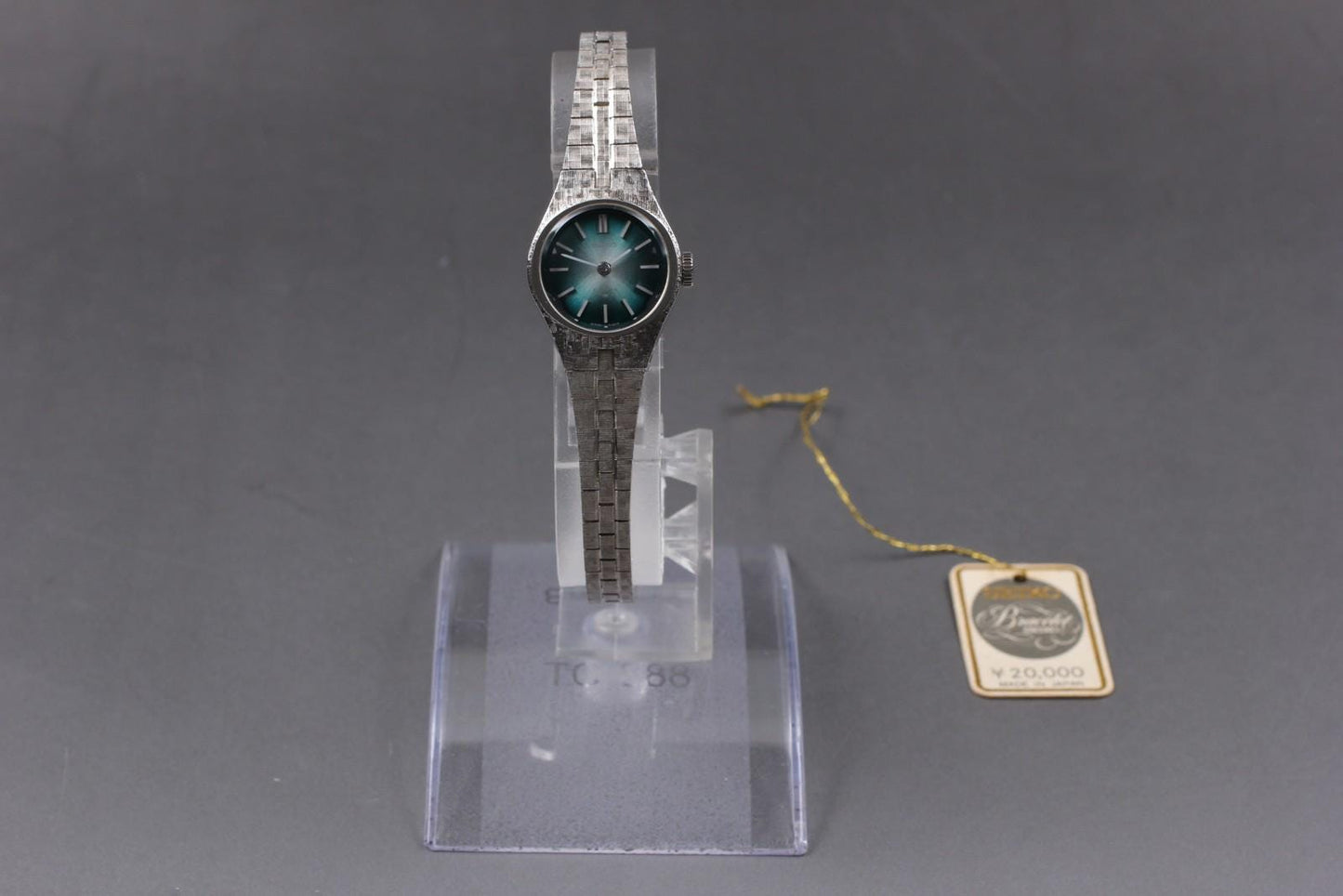 Vintage 1973 [NOS w/ Tag] SEIKO Bracelet 11-0730 Green Manual Ladies Watch JAPAN