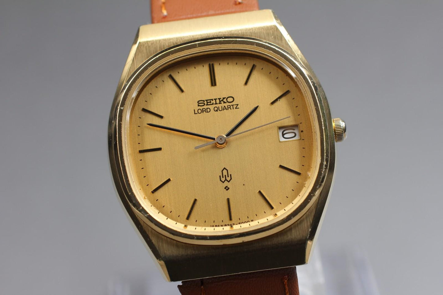 Vintage 1979 [Exc+5] Seiko Lord Quartz 8242-5000 Gold Men’s Watch From JAPAN