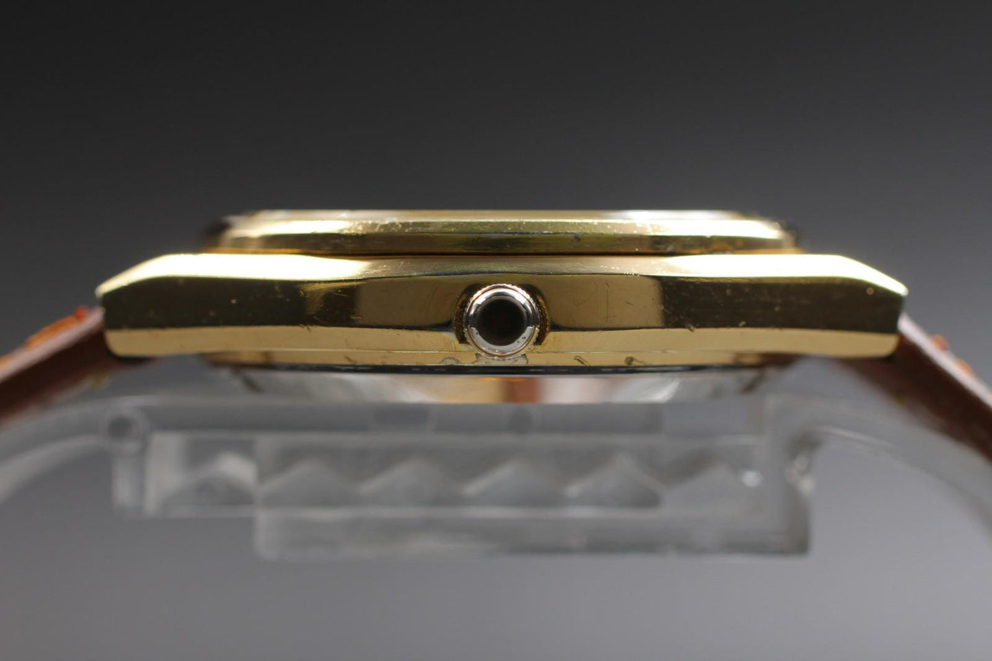 Vintage 1979 [Exc+5] Seiko Lord Quartz 8242-5000 Gold Men’s Watch From JAPAN