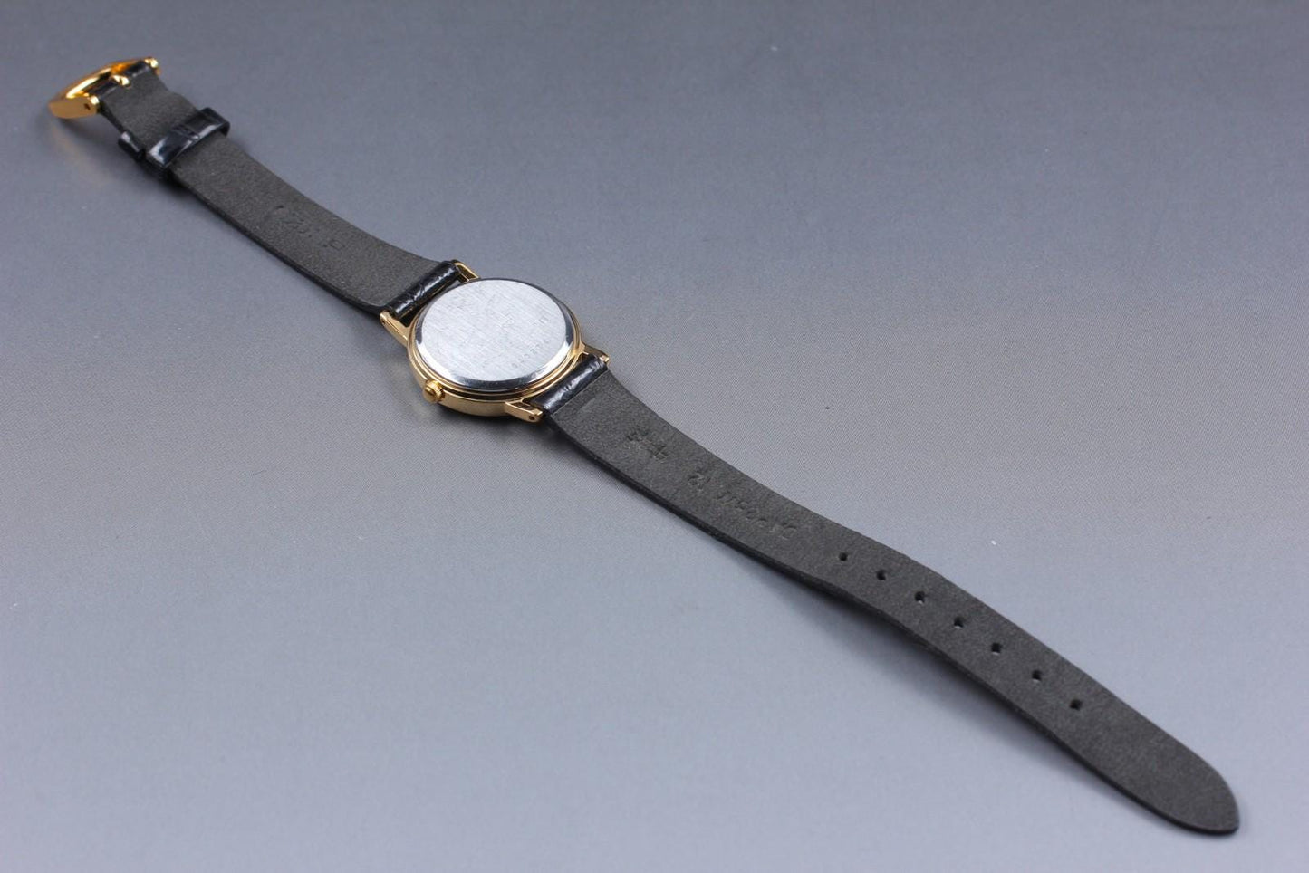 1996 [N MINT] SEIKO Alba 1N01-0DS0 White Arabic Quartz 23mm Ladies Watch JAPAN