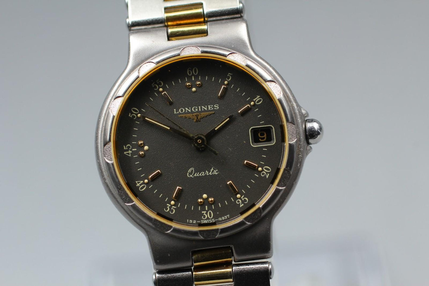Near MINT Longines Conquest 152 4937 L152.2 Black Two-tone Qz 25mm Ladies Watch