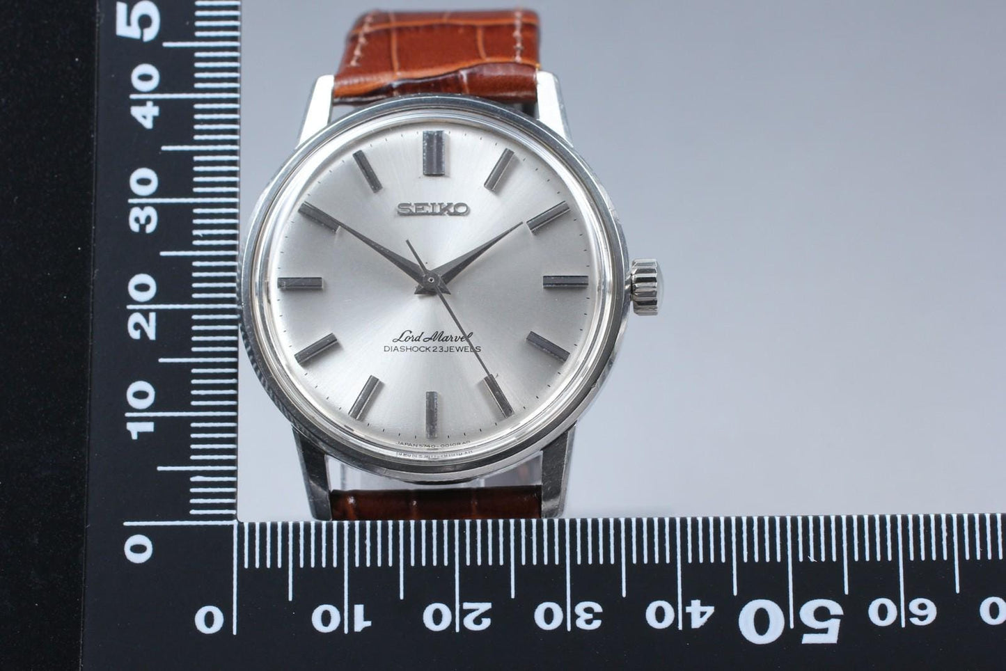 1976 [Near MINT OH] SEIKO Lord Marvel 5740-0010 Silver 23J Manual Men's Watch