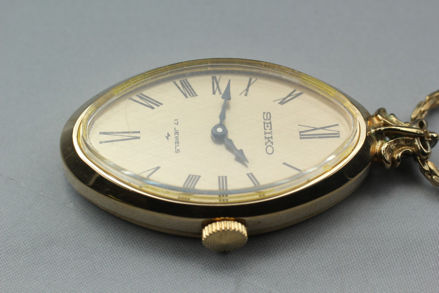 Vtg 1970s [Exc+5] SEIKO 11-7990 Gold Tone Roman 17J Manual Wind Pendant Watch