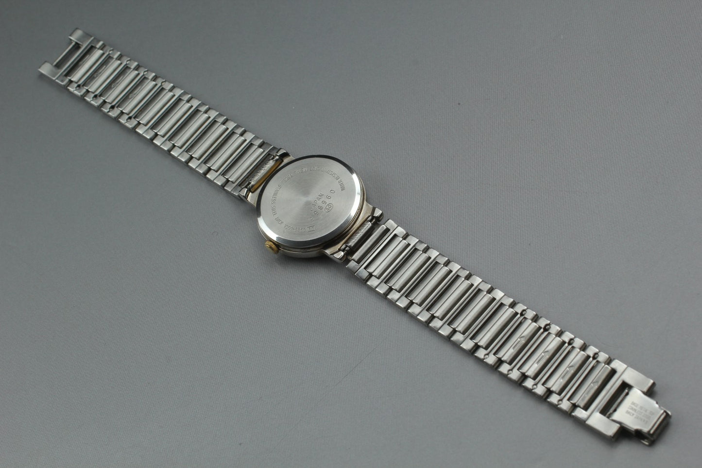 Near MINT SEIKO Alba Urban V301-6B60 Roman Two Tone Qz Ladies Watch New Battery