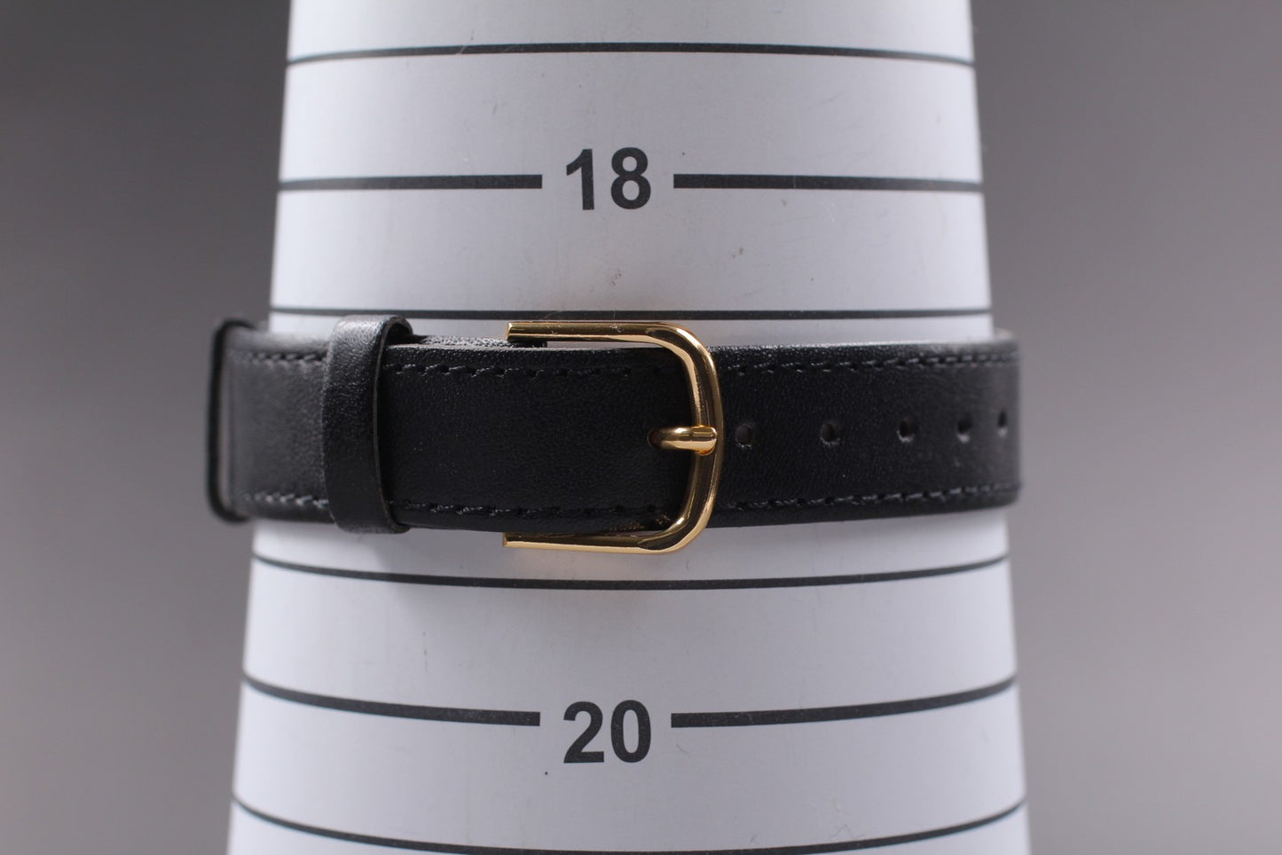 Working NOS Orient C255C3-60 Sentimental Graffiti You Black Quartz Men's Watch