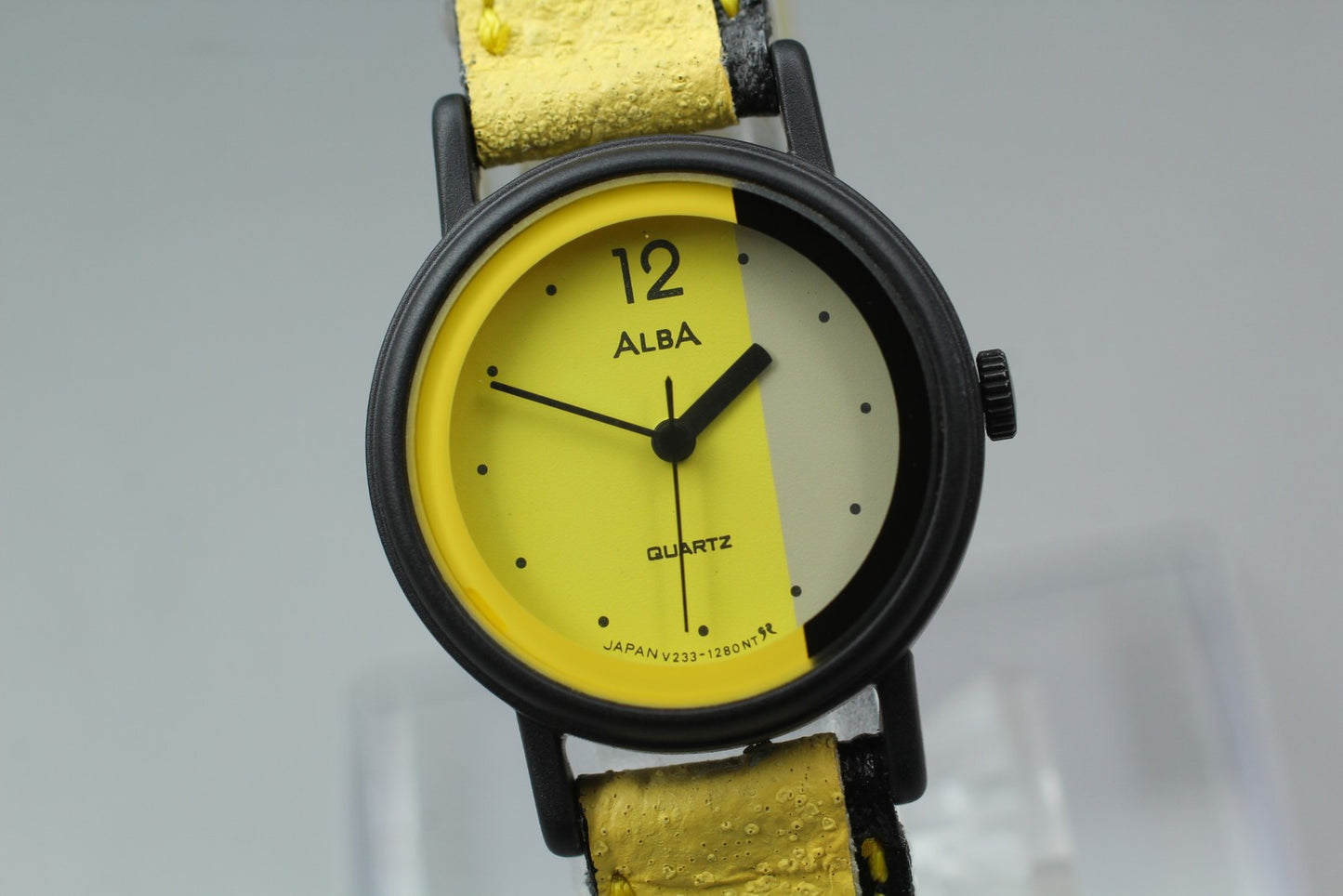 Rare 1996 [Nos w/ Tag] Seiko Alba V233-0320 Yellow Black Qz Ladies Watch JAPAN