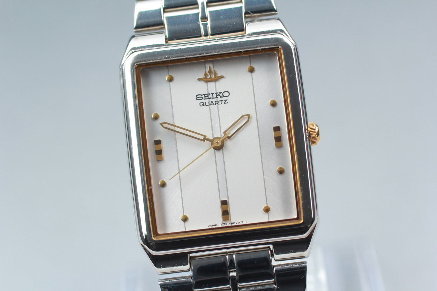 Vintage 1992 [N MINT] SEIKO Galaxy V701-5G30 Silver Tank Quartz 27mm Men's Watch