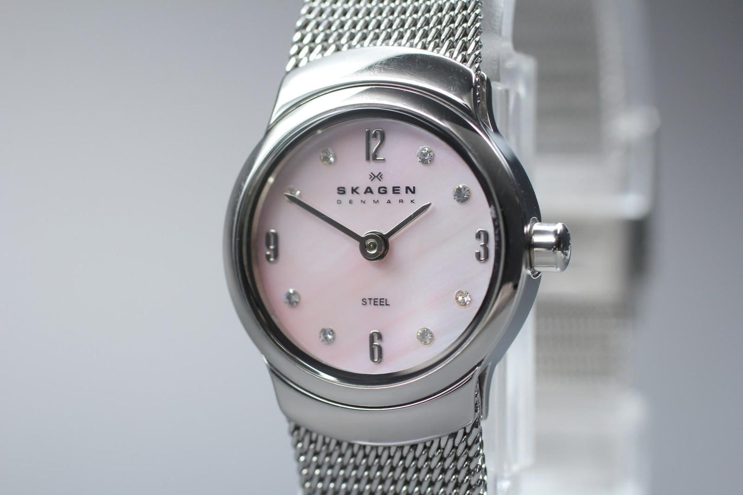 Near MINT Skagen J502XSSMP 8P Diamond Pink Shell Dial Steel Quartz JDM Watch
